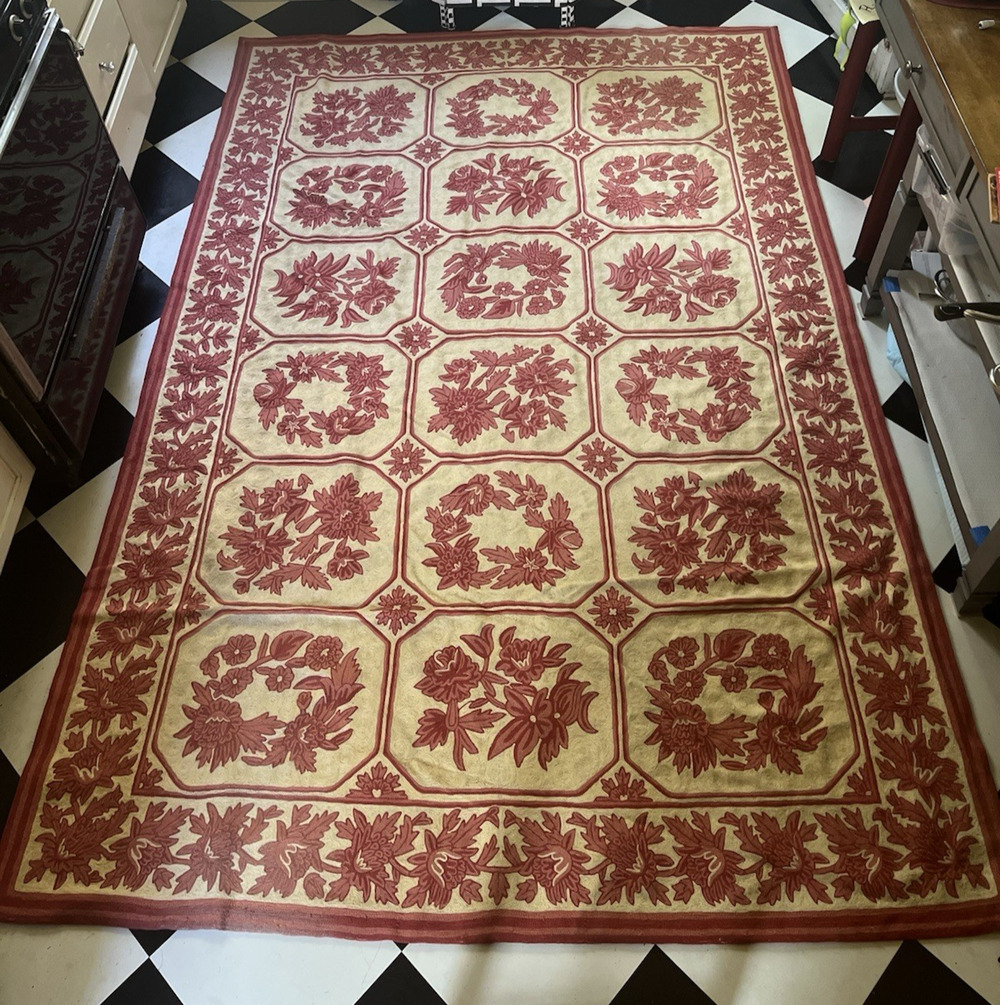 PIERRE DEUX FRENCH COUNTRY 100% WOOL EMBROIDERY CHAIN STITCH RUG, 6' by 9"